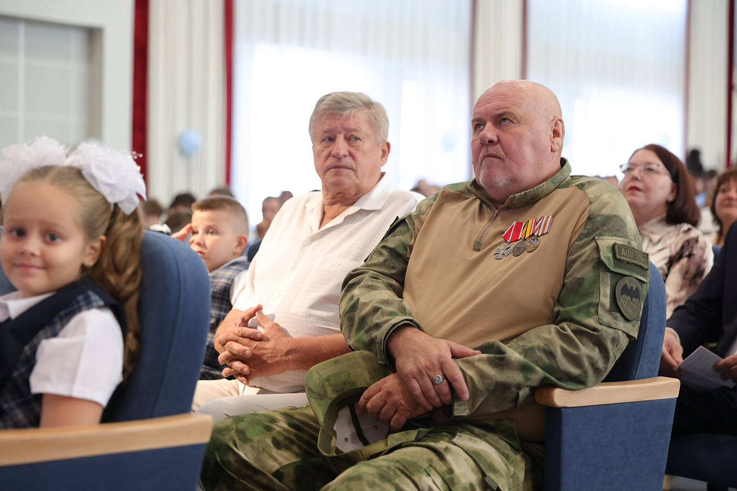 Александр Залуцкий принял участие в открытии новой школы